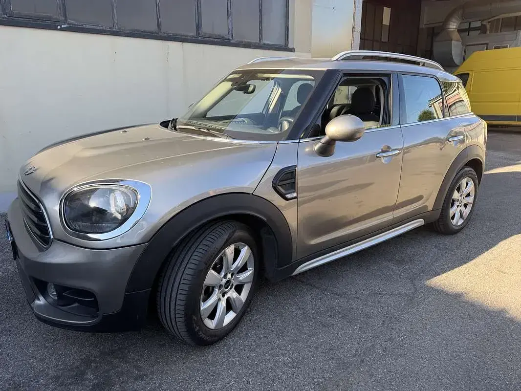 Usata Mini One D Countryman 116 CV (85 kW) 2017 Argento SUV