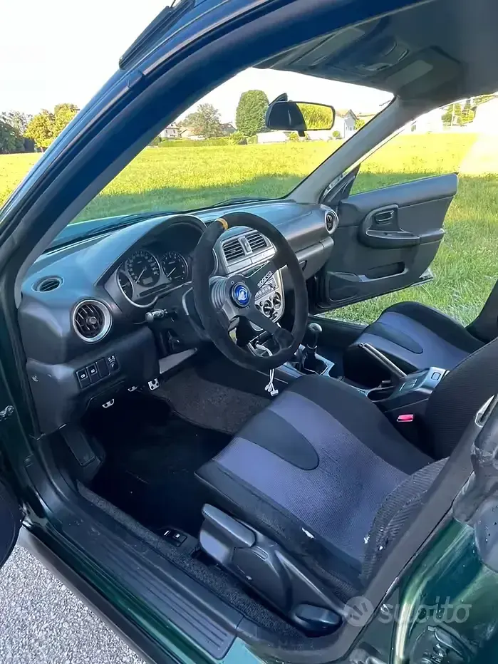 Usata Subaru Impreza 224 CV (164 kW) 2003 Verde Berlina