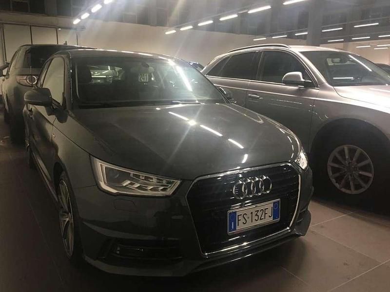 Usata 2018 Audi A1 Sport Tre volumi | 15.000 € - Immagine 1/4