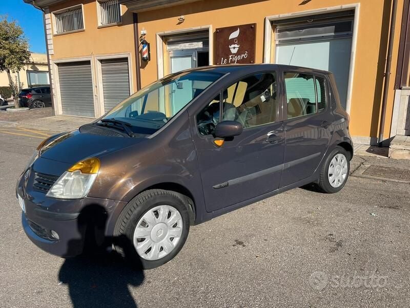 Usata Renault Modus 75 CV (55 kW) 2006 Monovolume