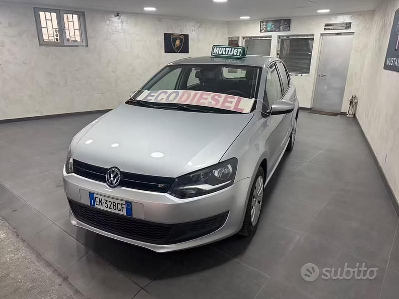 Usata VW Polo Comfortline 74 CV (54 kW) 2012 Grigio Utilitaria