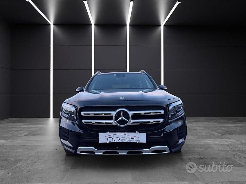 Usata Mercedes GLB200 150 CV (110 kW) 2021 Nero SUV