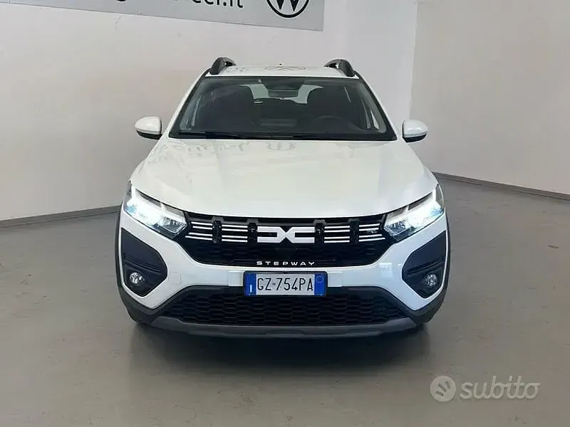 Usata Dacia Sandero Expression 101 CV (74 kW) 2025 Bianco Berlina