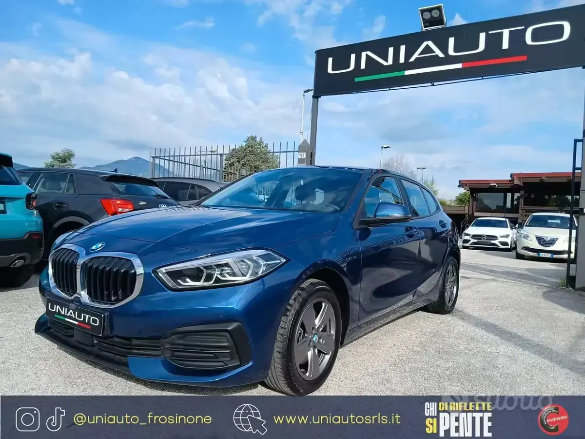 Usata BMW 116 Advantage 116 CV (85 kW) 2022 Blu Utilitaria