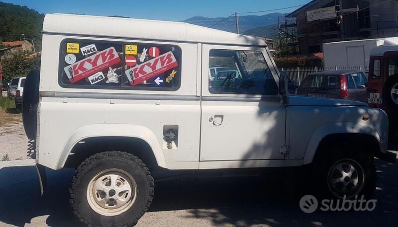 Usata Land Rover Defender 90 CV (66 kW) 1985 Bianco SUV