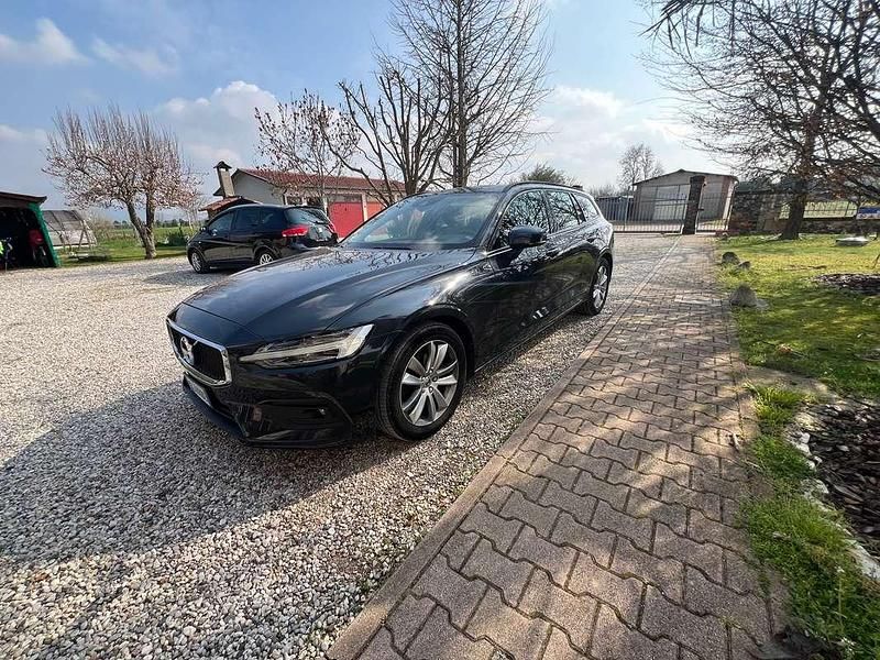 Usata Volvo V60 Business Edition 150 CV (110 kW) 2018 Grigio Station wagon