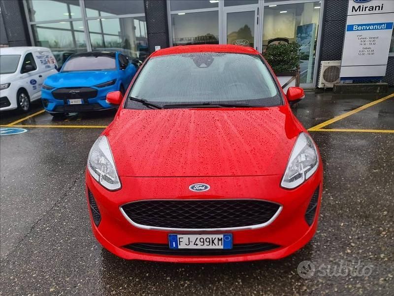 Usata Ford Fiesta 70 CV (51 kW) 2017 Rosso Berlina