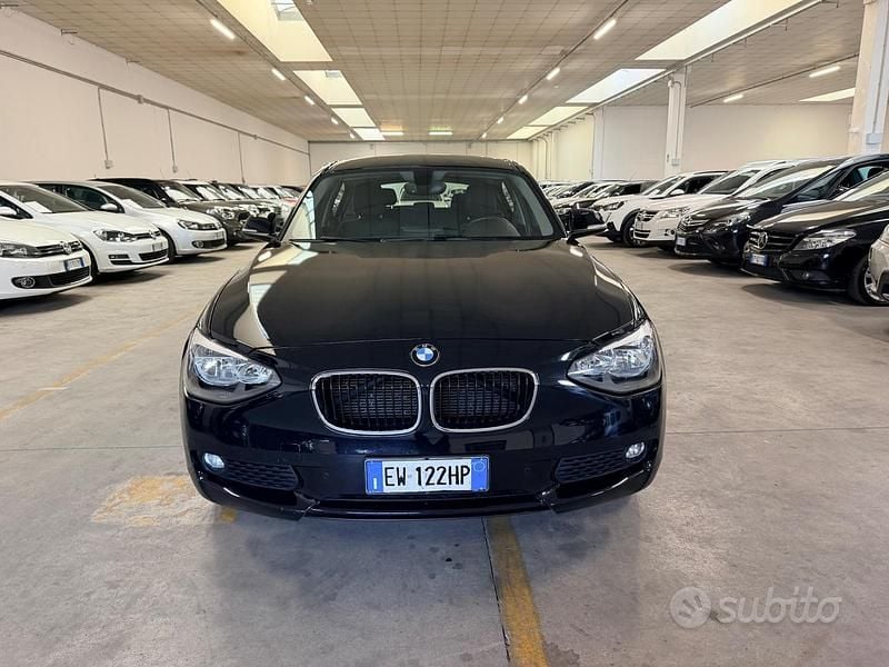 Usata BMW 118 Sport Line 143 CV (105 kW) 2014 Nero Utilitaria