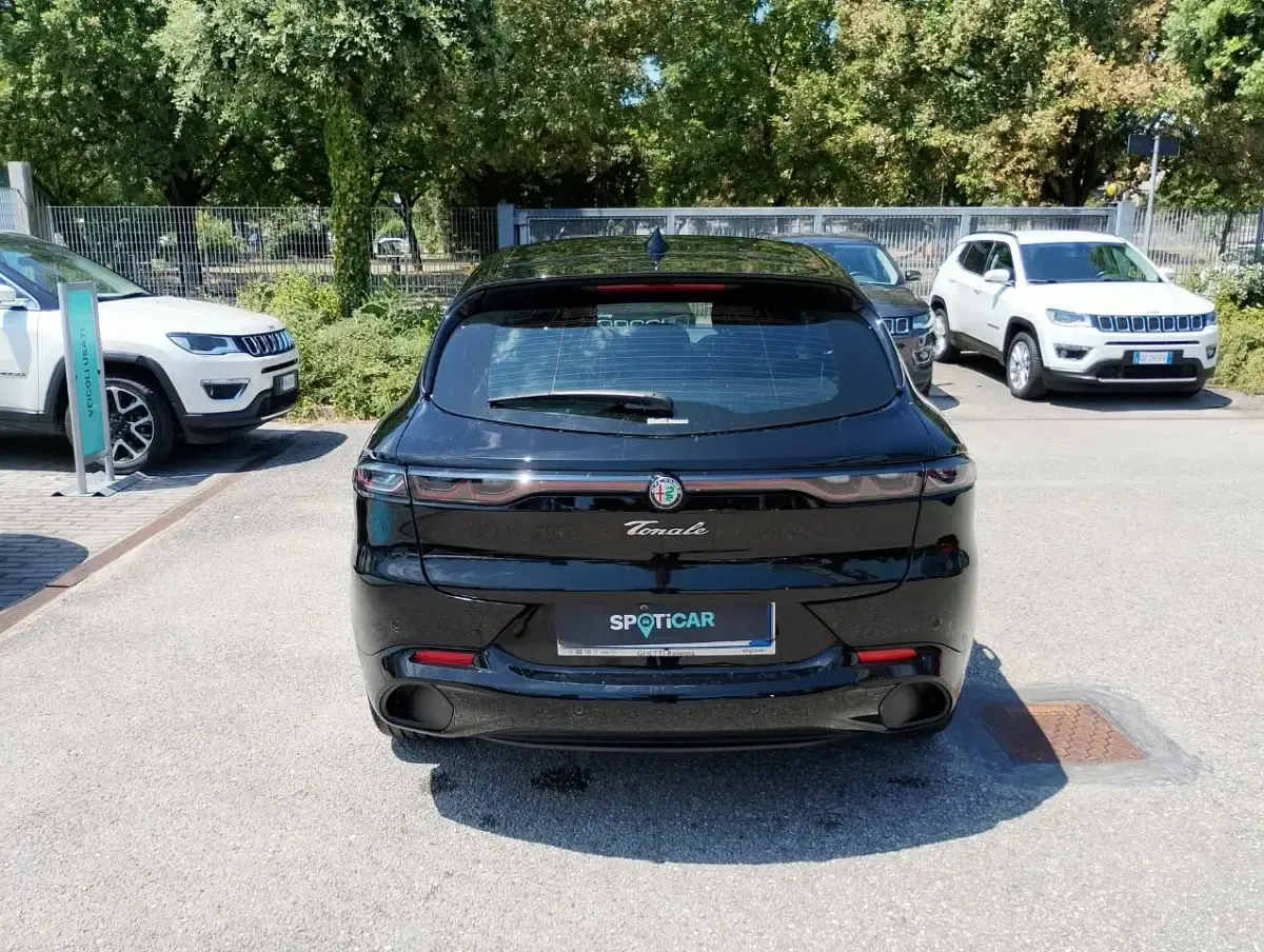 Nuova Alfa Romeo Tonale Sprint 160 CV (117 kW) 2026 Nero SUV