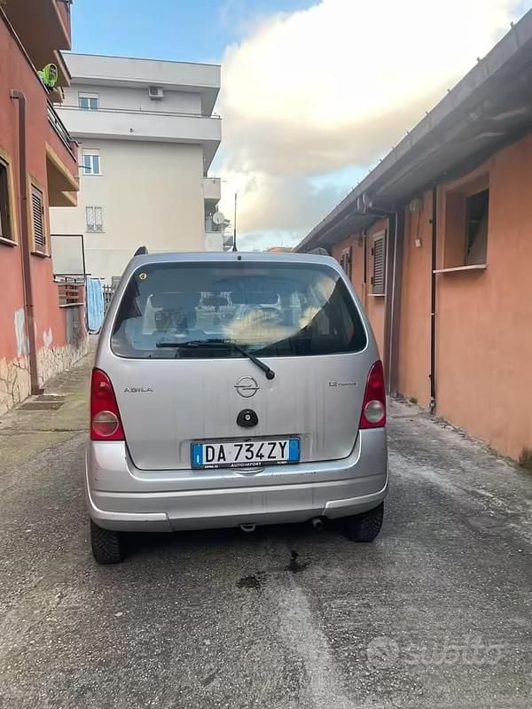 Usata Opel Agila Club 2006 Grigio Monovolume
