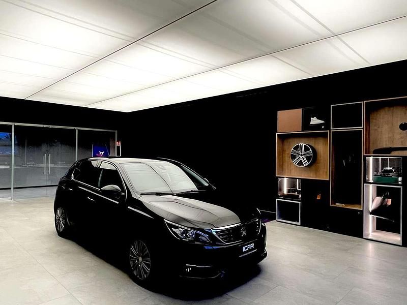 Usata Peugeot 308 Allure 131 CV (96 kW) 2021 Nero Berlina