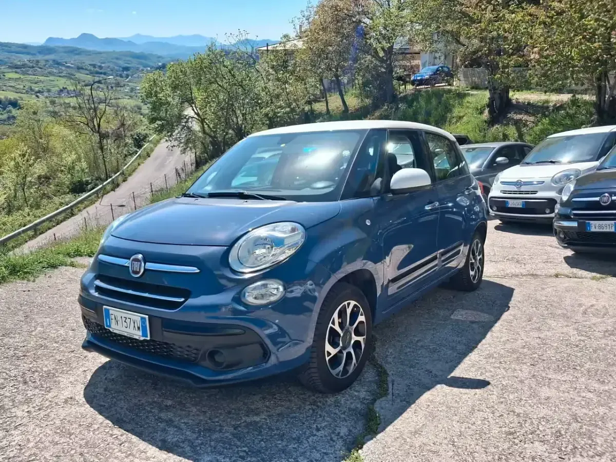 Usata Fiat 500L Business 95 CV (69 kW) 2018 Blu Monovolume