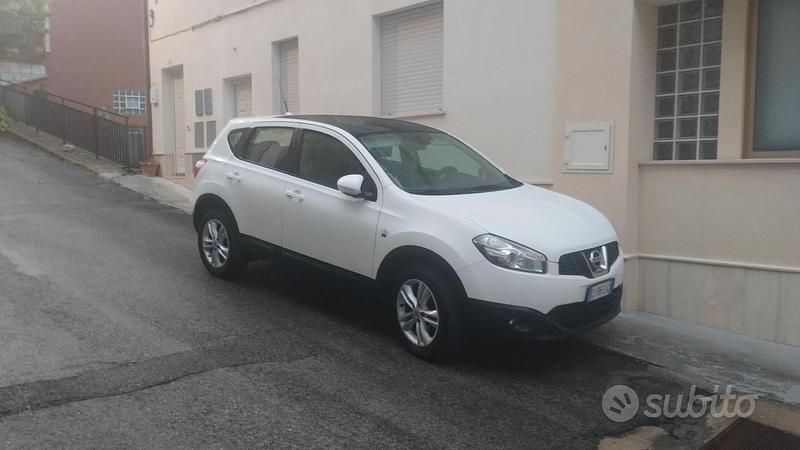 Usata Nissan Qashqai Acenta 110 CV (80 kW) 2011 Bianco SUV