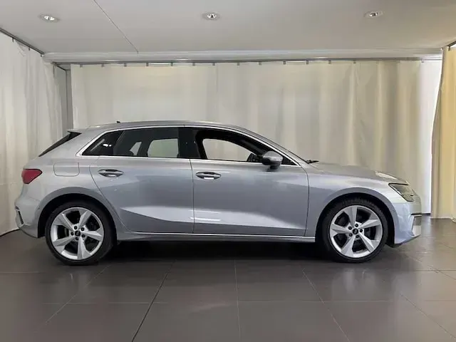 Usata Audi A3 Business 200 CV (147 kW) 2021 Argento Berlina