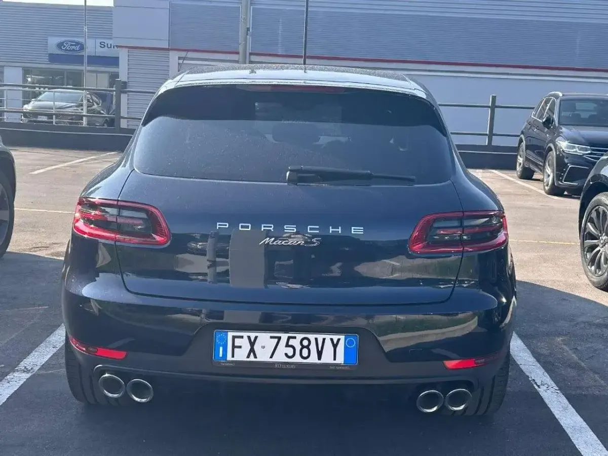Usata Porsche Macan 250 CV (183 kW) 2016 Blu SUV
