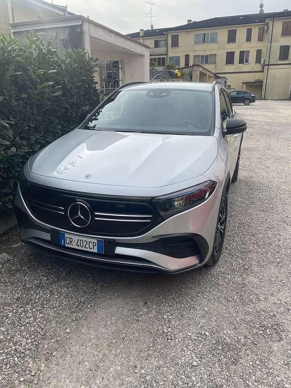 Usata Mercedes EQA250 110 kW (150 CV) 2023 SUV