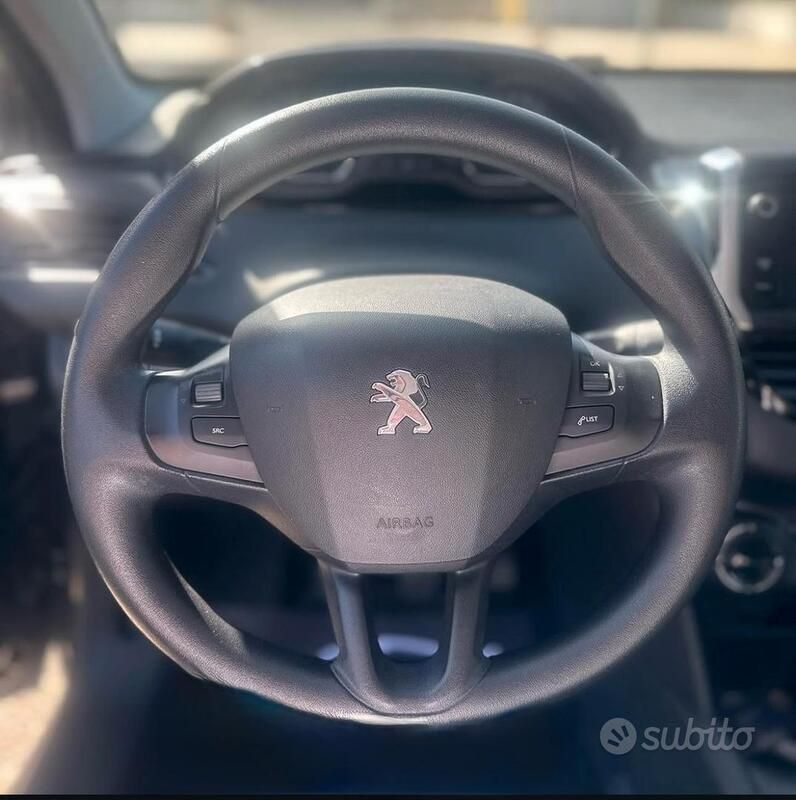 Usata Peugeot 208 2012 Grigio Utilitaria