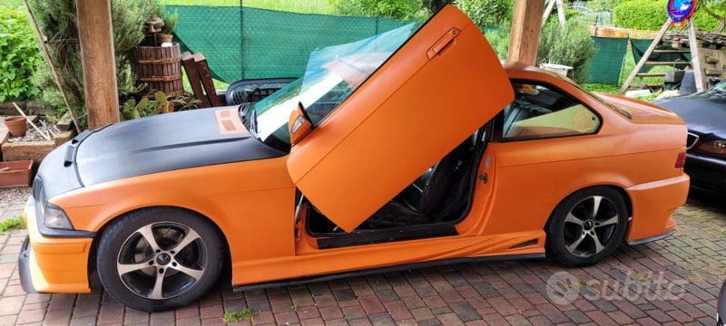 Usata BMW 318 140 CV (102 kW) 1992 Coupé