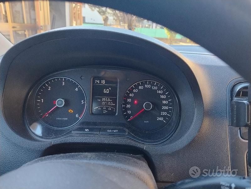 Usata VW Polo Trendline 75 CV (55 kW) 2013 Bianco Utilitaria