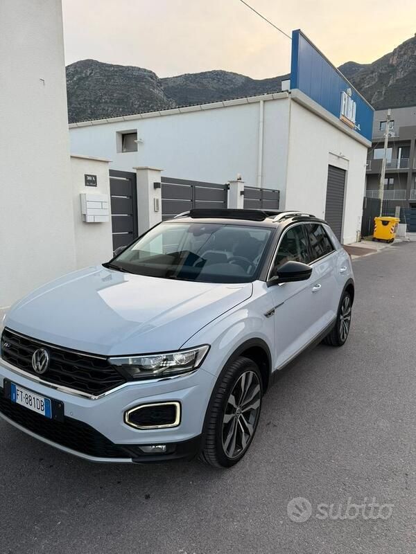 Usata VW T-Roc 150 CV (110 kW) 2020 SUV