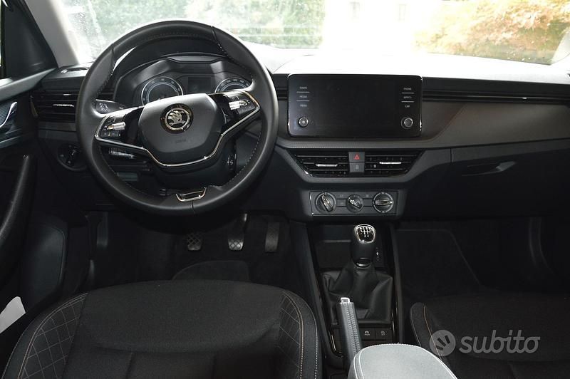 Usata Skoda Kamiq Ambition 95 CV (69 kW) 2022 Grigio SUV