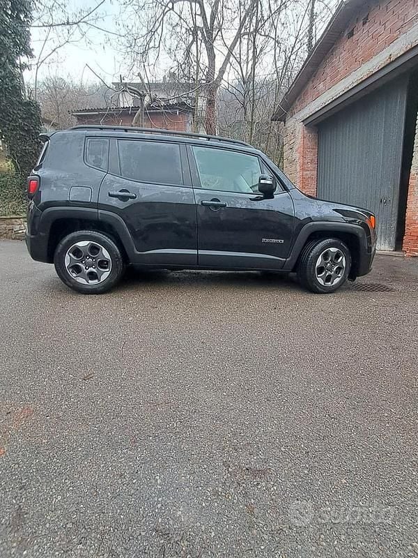 Usata Jeep Renegade 140 CV (102 kW) 2016 Nero SUV