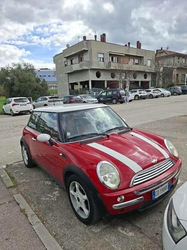 Usata Mini Cooper 116 CV (85 kW) 2003 Utilitaria