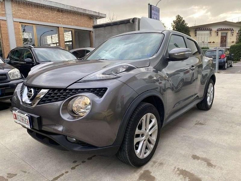 Grigio Usata 2017 Nissan Juke Tekna SUV | 9700 € (Ottimo prezzo) - Immagine 1/4