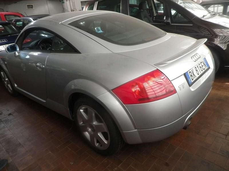 Usata Audi TT 179 CV (131 kW) 2002 Grigio Coupé