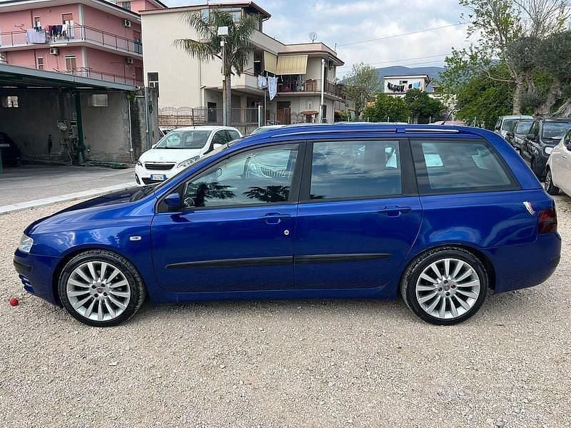 Usata Fiat Stilo Dynamic 120 CV (88 kW) 2008 Blu Station wagon