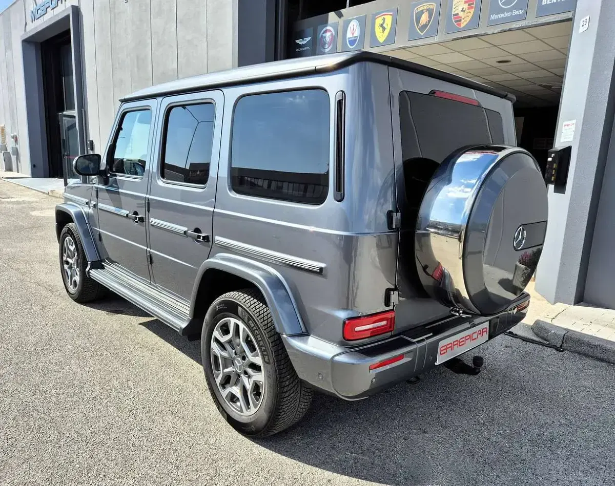 Usata Mercedes G450 Exclusive 367 CV (269 kW) 2024 Grigio selenite SUV