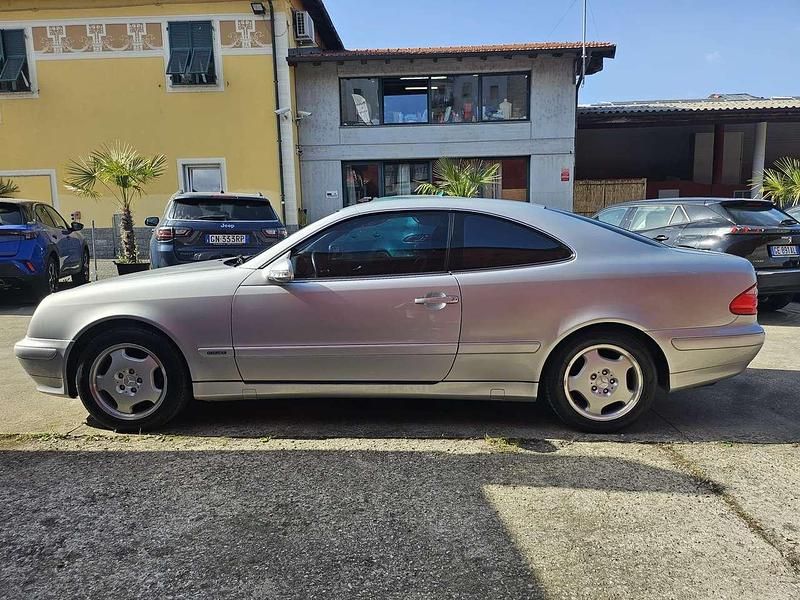 Usata Mercedes CLK200 Elegance 192 CV (141 kW) 2000 Argento Coupé