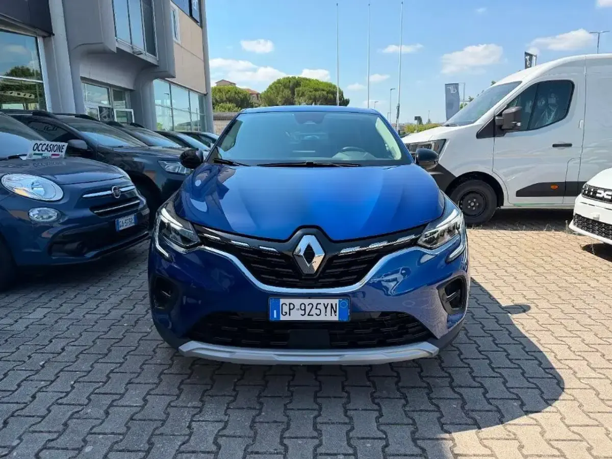 Usata Renault Captur Techno 91 CV (66 kW) 2023 Blu/azzurro SUV