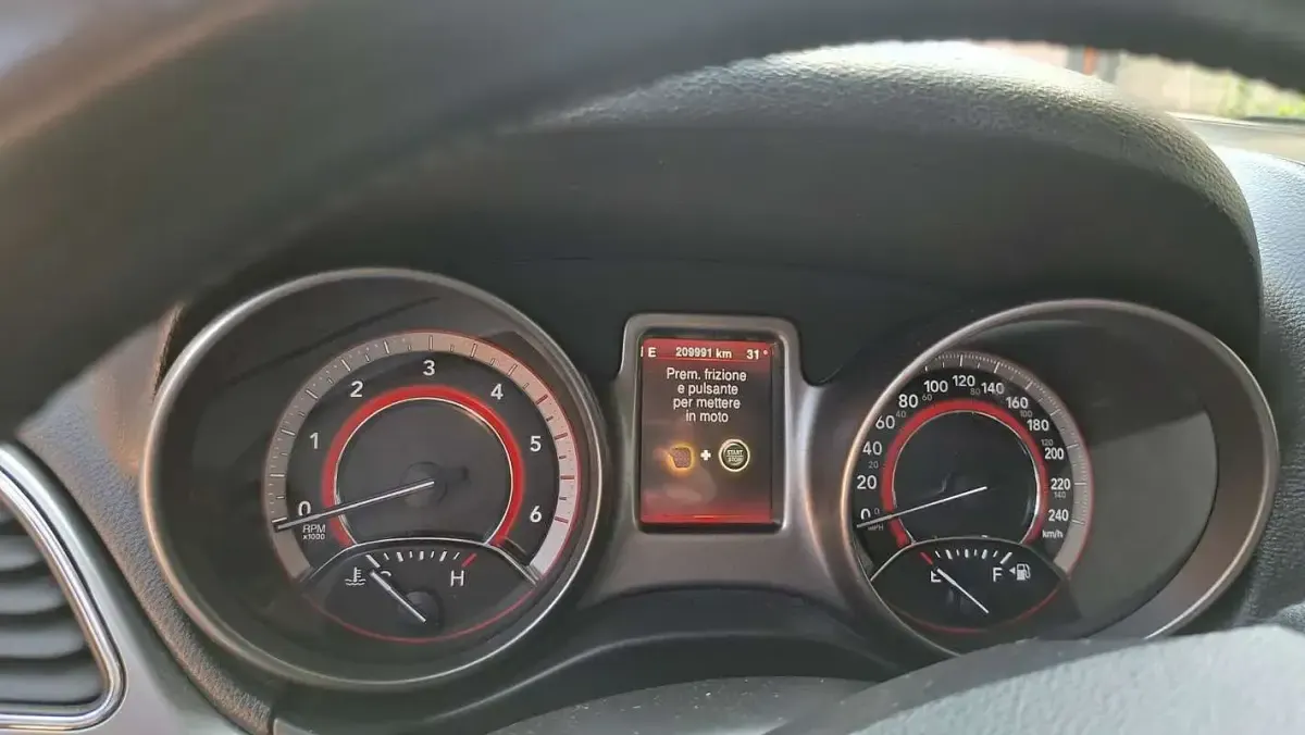 Usata Fiat Freemont Black Code 170 CV (125 kW) 2016 SUV