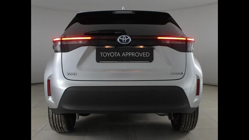 Usata Toyota Yaris Cross Trend 116 CV (85 kW) 2023 Argento SUV