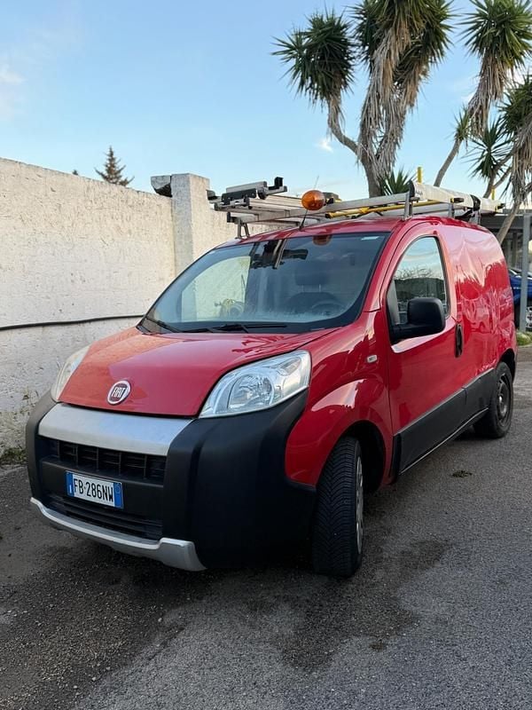 Usata Fiat Fiorino 75 CV (55 kW) 2015 Rosso Monovolume