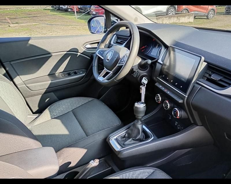 Usata Renault Captur Equilibre 101 CV (74 kW) 2023 Blu SUV