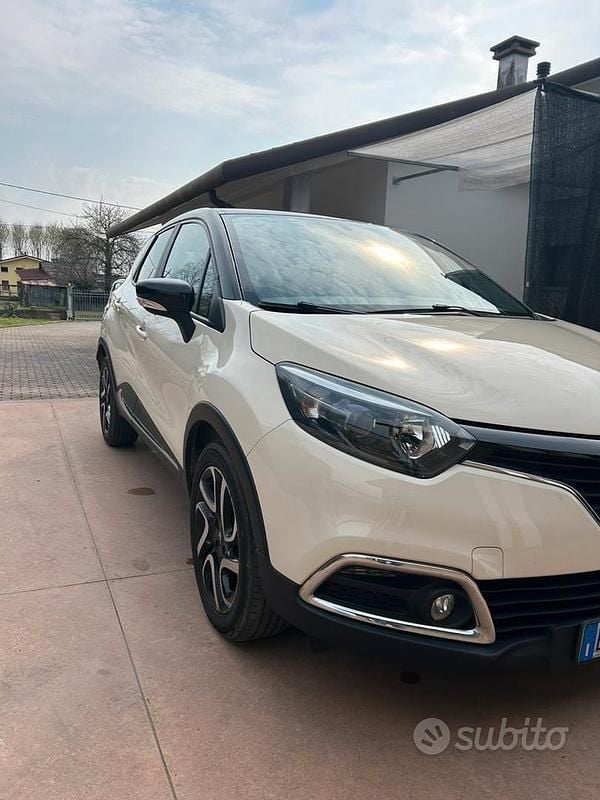 Usata Renault Captur 90 CV (66 kW) 2014 SUV