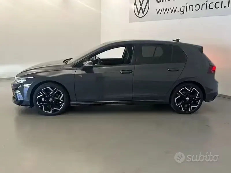 Nuova VW Golf VIII R-line Plus 2026 Grigio Berlina
