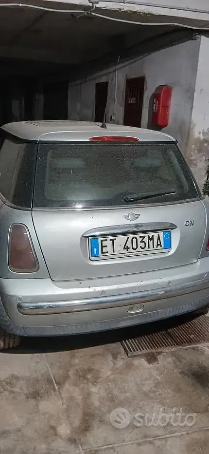 Usata Mini ONE 75 CV (55 kW) 2004 Utilitaria
