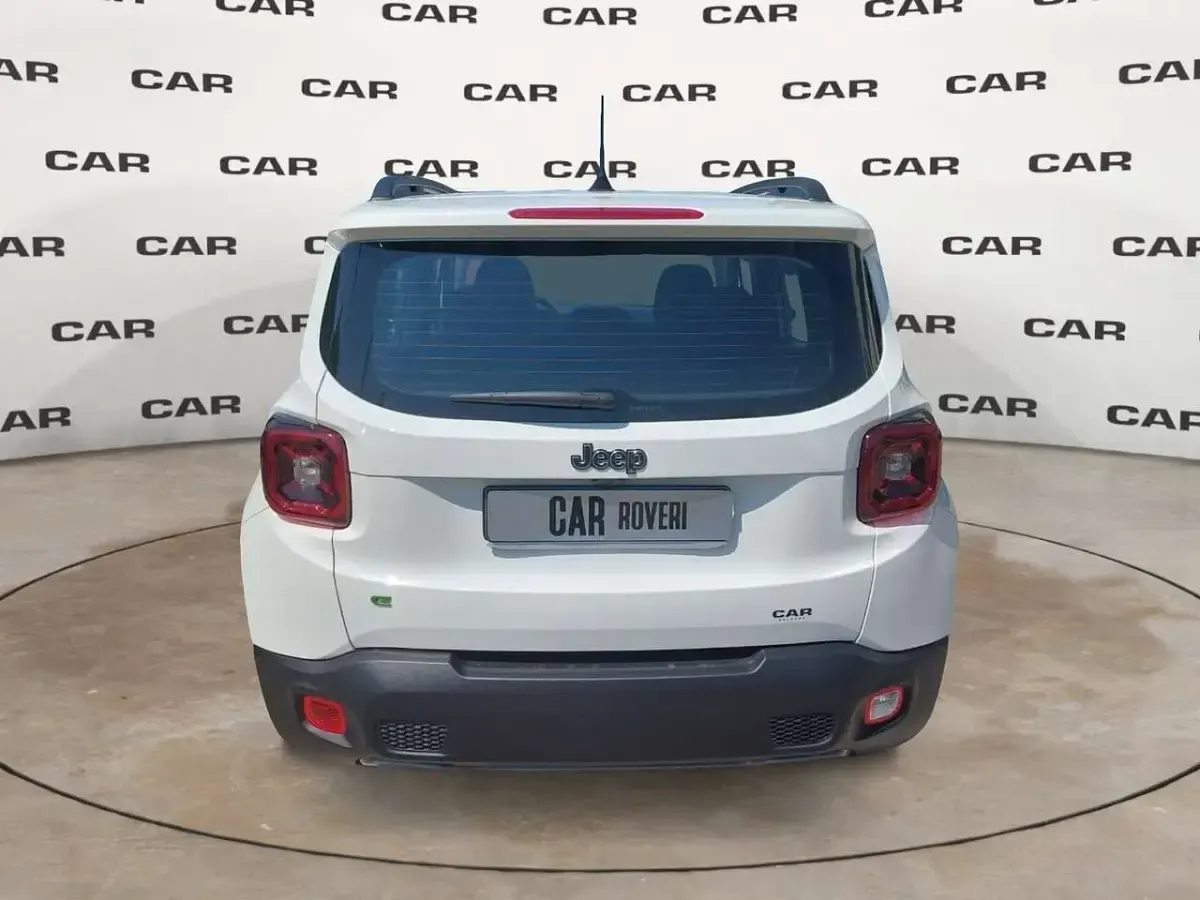 Usata Jeep Renegade Altitude 131 CV (96 kW) 2024 Bianco SUV
