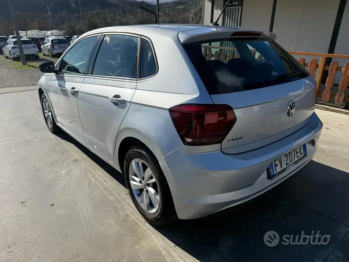 Usata VW Polo Comfortline 80 CV (58 kW) 2019 Grigio Utilitaria