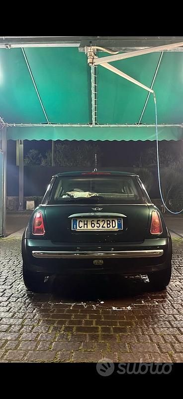 Usata Mini ONE 2003 Verde Utilitaria