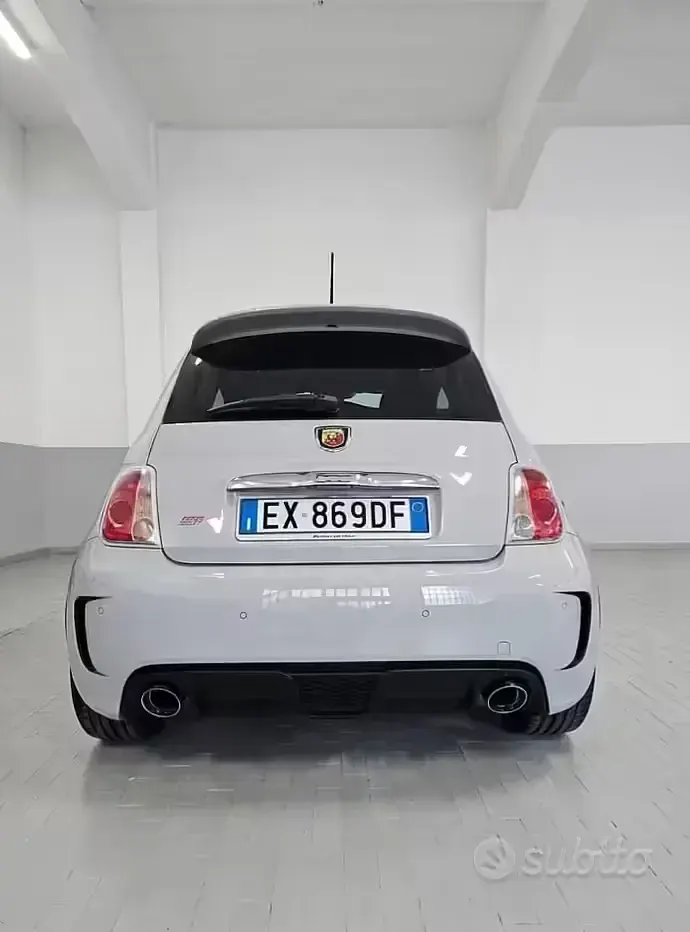Usata Abarth 500 135 CV (99 kW) 2014 Grigio Berlina