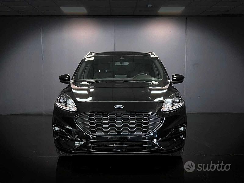 Usata Ford Kuga ST-Line 120 CV (88 kW) 2024 Nero SUV