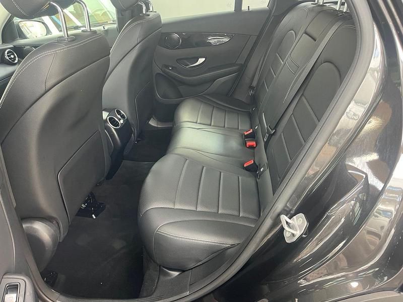 Usata Mercedes GLC220 194 CV (142 kW) 2021 Nero SUV