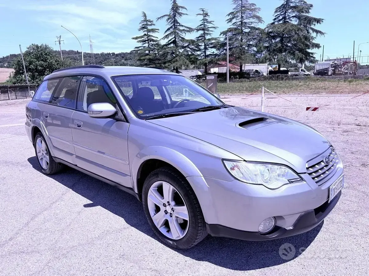 Usata Subaru Outback 150 CV (110 kW) 2008 Grigio Station wagon