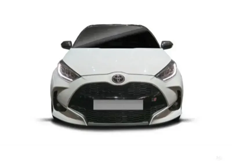 Usata Toyota Yaris Active 116 CV (85 kW) 2024 Argento Utilitaria
