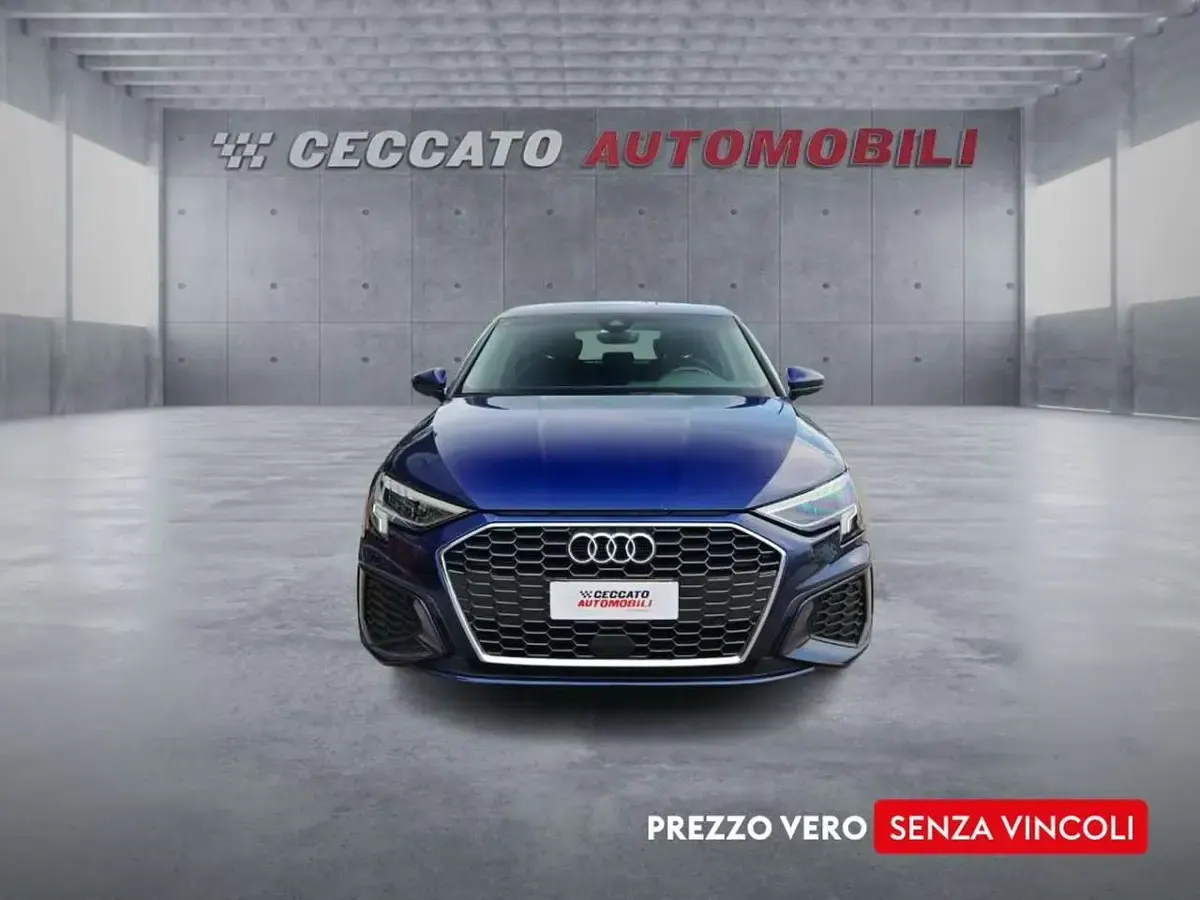 Usata Audi A3 S-Line 116 CV (85 kW) 2024 Blu/azzurro Berlina
