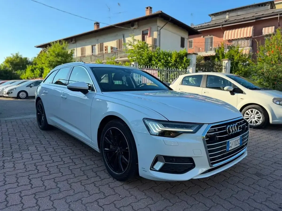 Usata Audi A6 Business 203 CV (149 kW) 2022 Bianco Station wagon